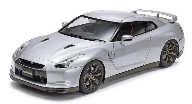 tamiya-24300-nissan-gt-r-automodell-bausatz-1-24-unlackiert image 1