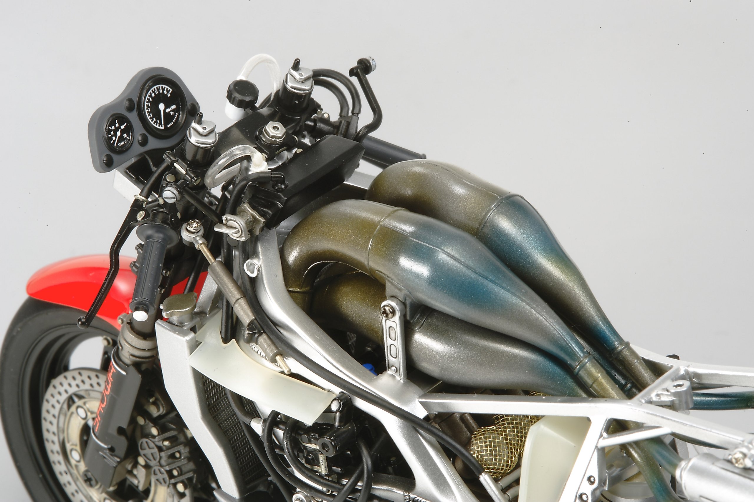 tamiya-14121-honda-nsr500-84-motorrad-bausatz-1-12 image 3