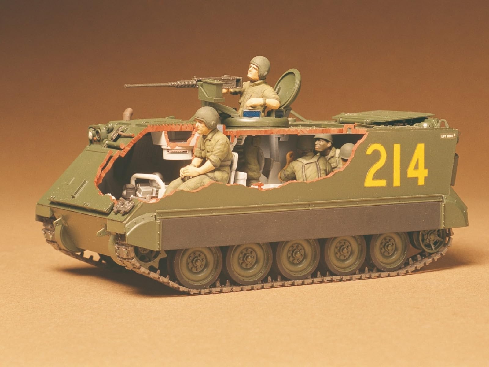 tamiya-35040-m113-apc-us-transportpanzer-bausatz-1-35-gr-n image 3
