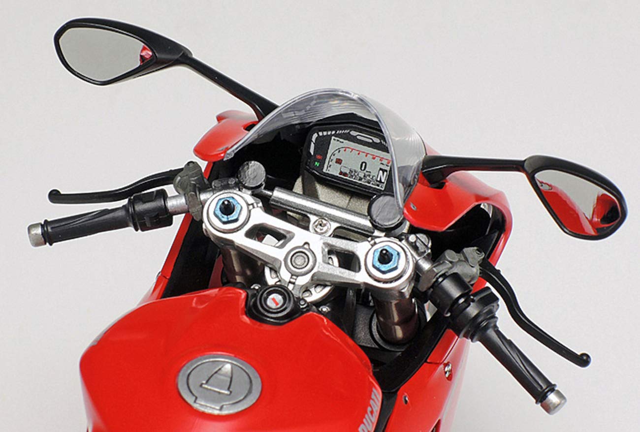 tamiya-ducati-1199-panigale-s-motorrad-bausatz-1-12 image 6