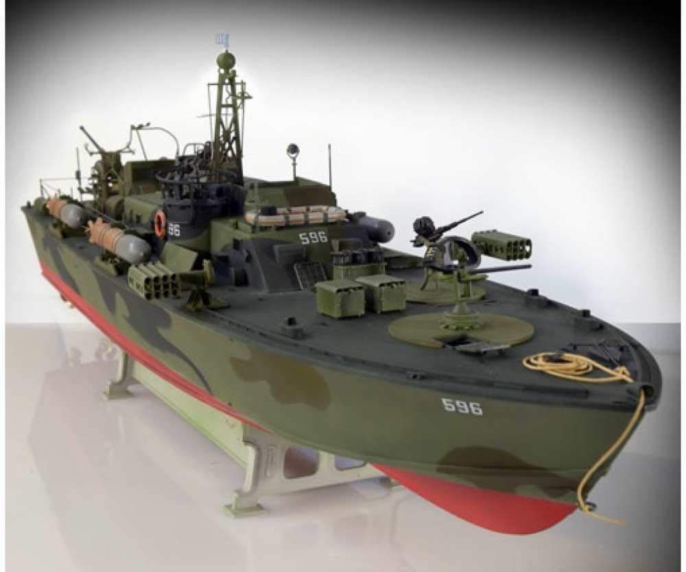italeri-ships-elco-80-torpedo-boat-modellbausatz-1-35-prm-edition image 3
