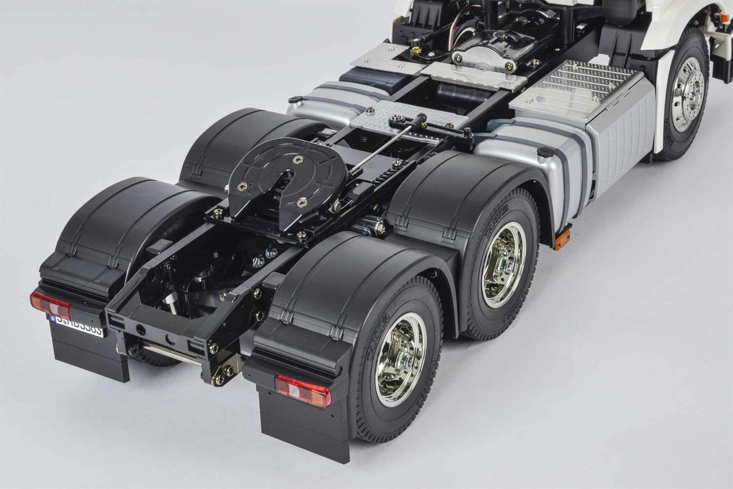 tamiya-mb-arocs-3363-6x4-classicspace-1-14-rc-truck-bausatz image 7