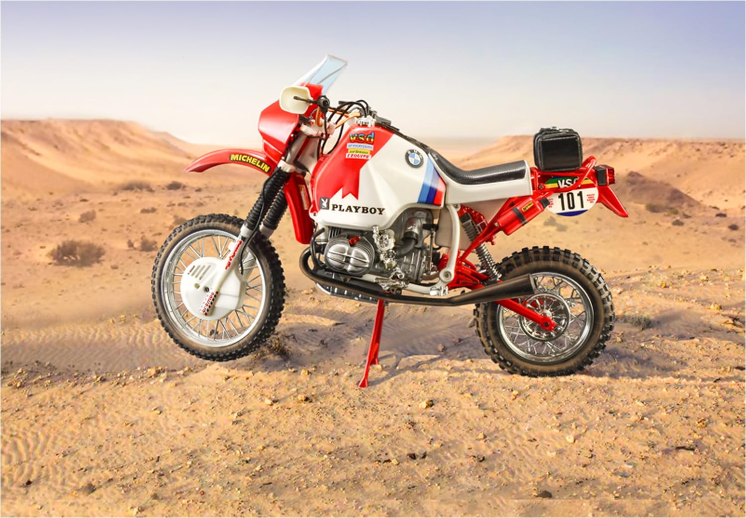 italeri-4641s-bmw-r80-g-s-dakar-1985-bike-bausatz-1-9 image 6