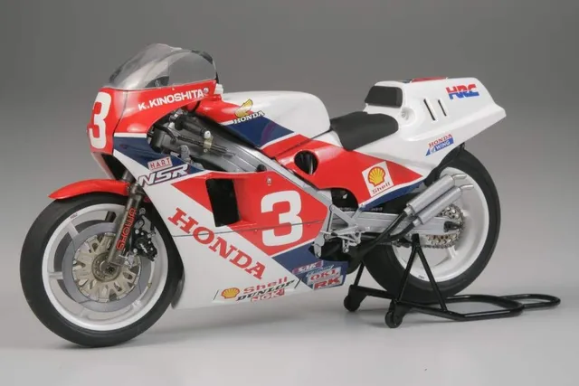 tamiya-honda-nsr-500-factory-color-motorradbausatz-1-12 image 1