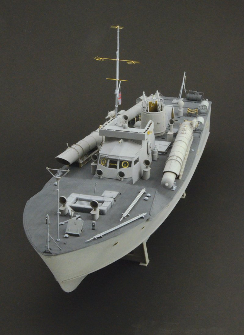 italeri-510005610-1-35-vosper-mtb-77-schiffsbausatz image 5