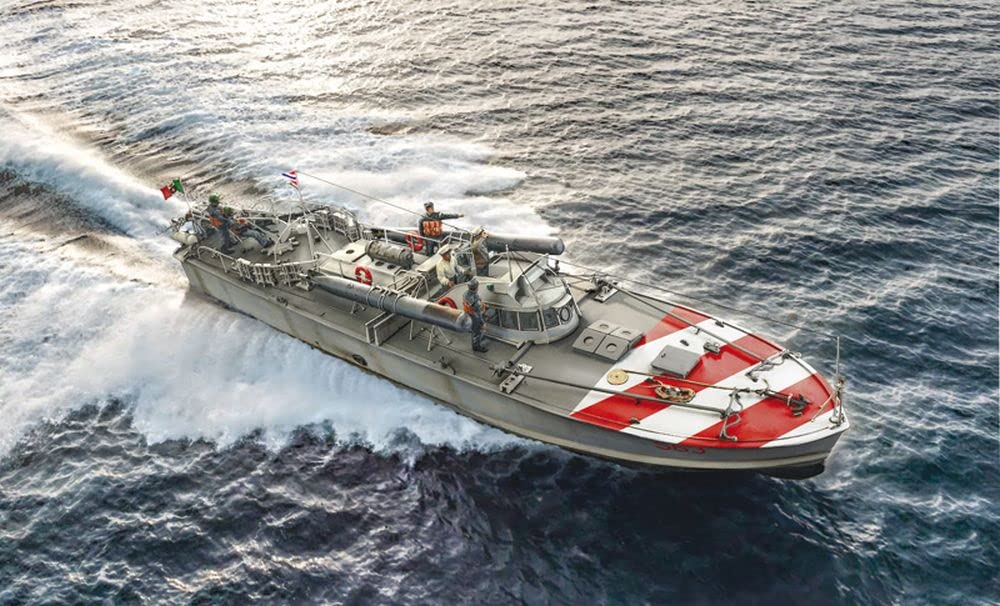 italeri-5626s-mas-568-torpedoboot-1-35-modell-mit-crew image 2