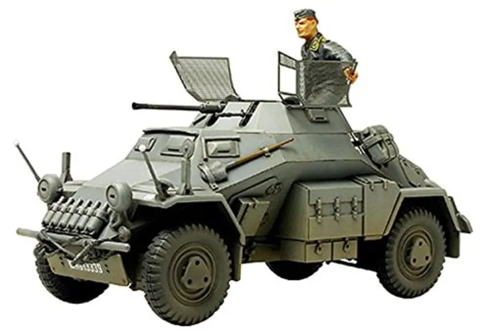 tamiya-35270-sd-kfz-222-sp-hwagen-plastikbausatz-1-35 image 1
