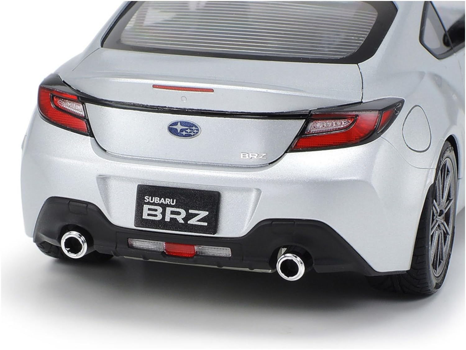 tamiya-1-24-sports-car-subaru-brz-modellbausatz-unlackiert image 6
