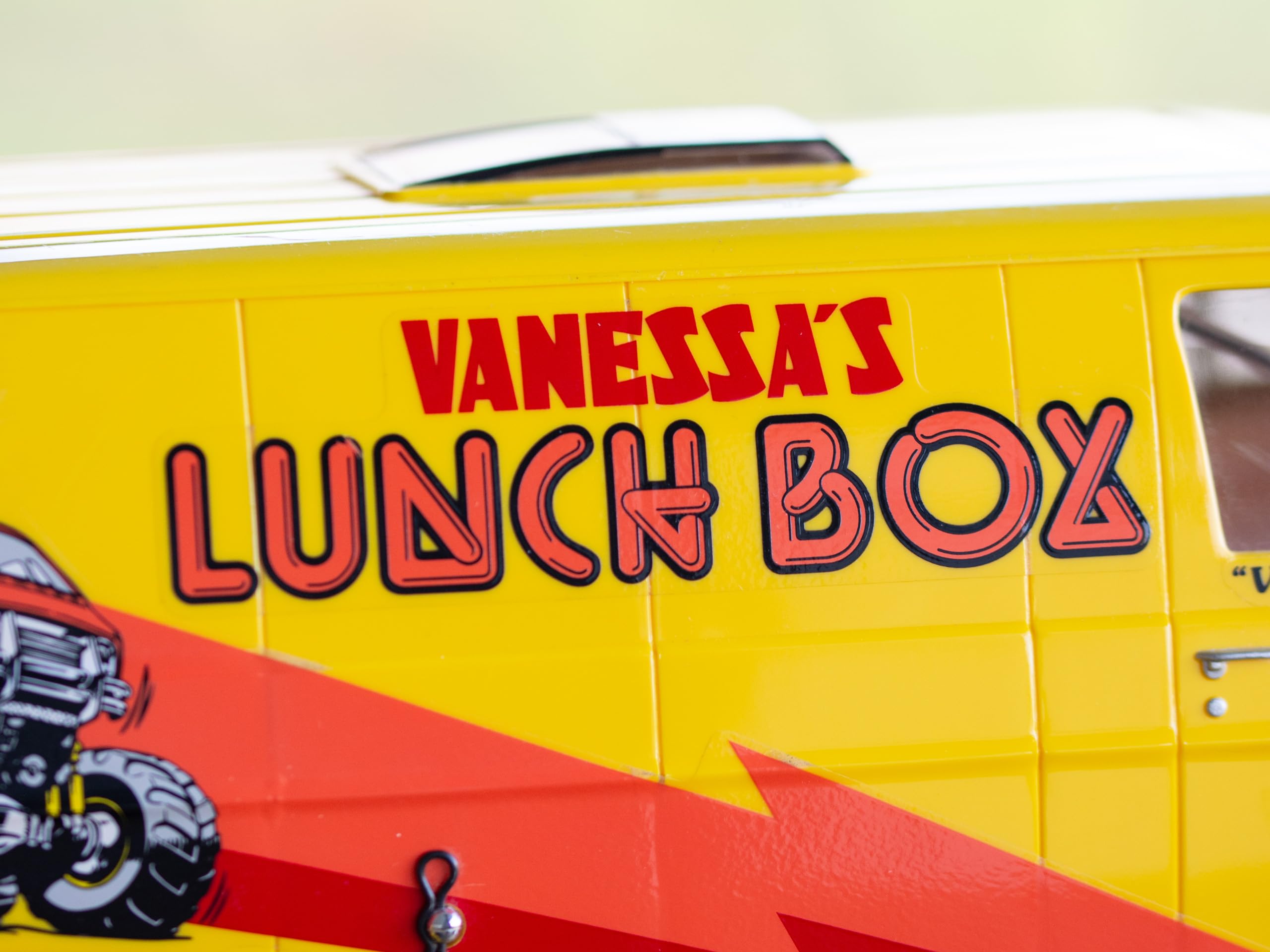 tamiya-lunch-box-1-12-rc-auto-bausatz-wiederauflage-van image 7