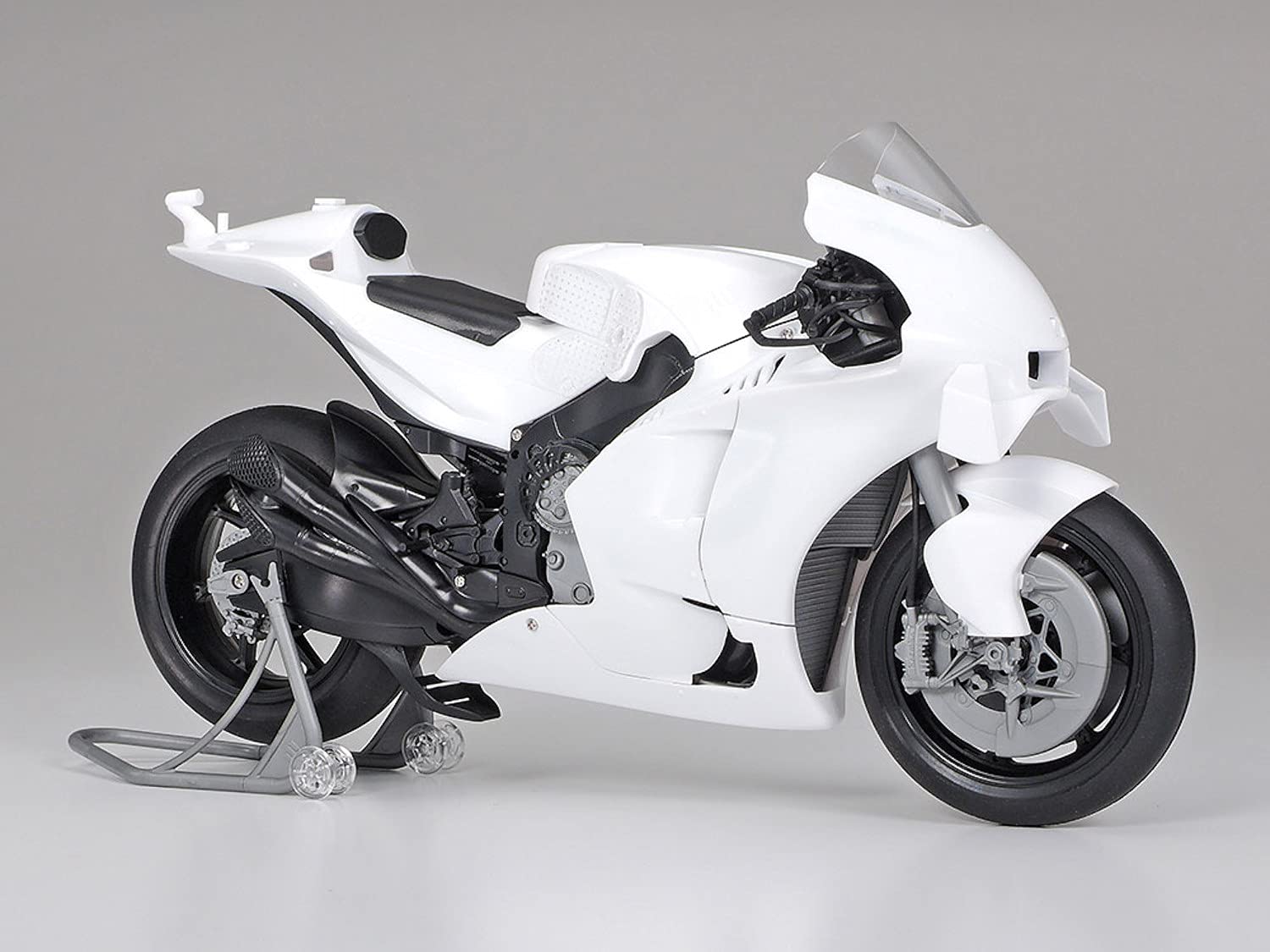 tamiya-14139-team-suzuki-ecstar-gsx-rr-2020-motorradbausatz-1-12 image 2