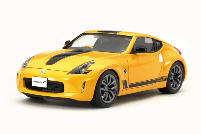 tamiya-24348-nissan-370z-heritage-plastikbausatz-1-24 image 1