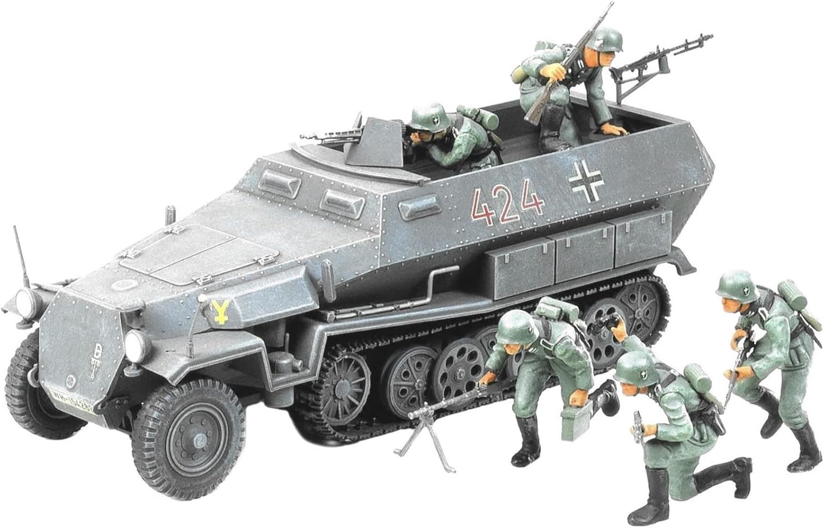 tamiya-35020-sdkfz-251-1-hanomag-bausatz-1-35 image 1
