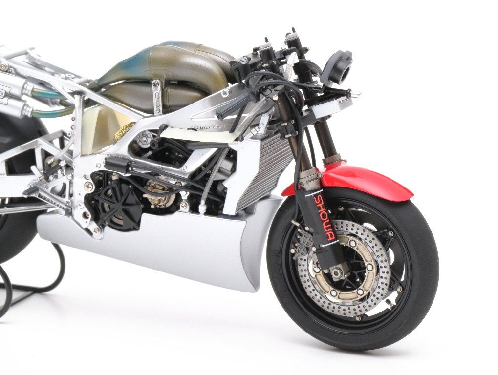 tamiya-14121-honda-nsr500-84-motorrad-bausatz-1-12 image 7