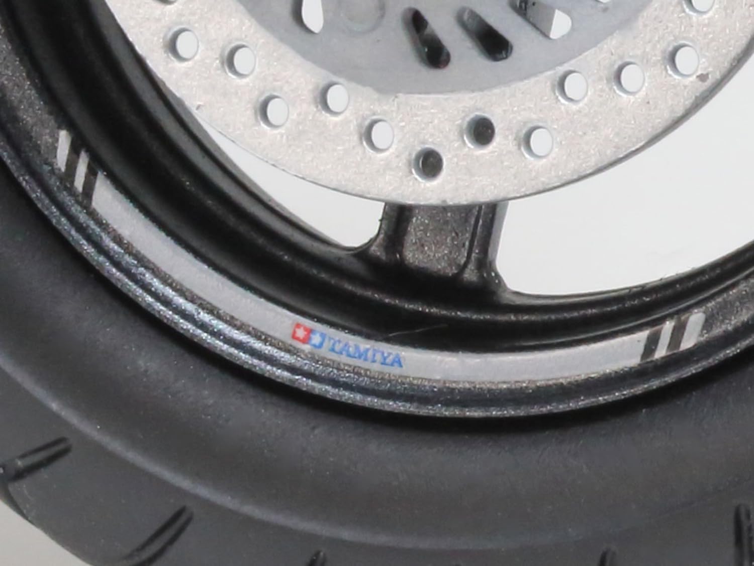 tamiya-1-12-honda-dax-125-edition-motorradbausatz-blau image 3