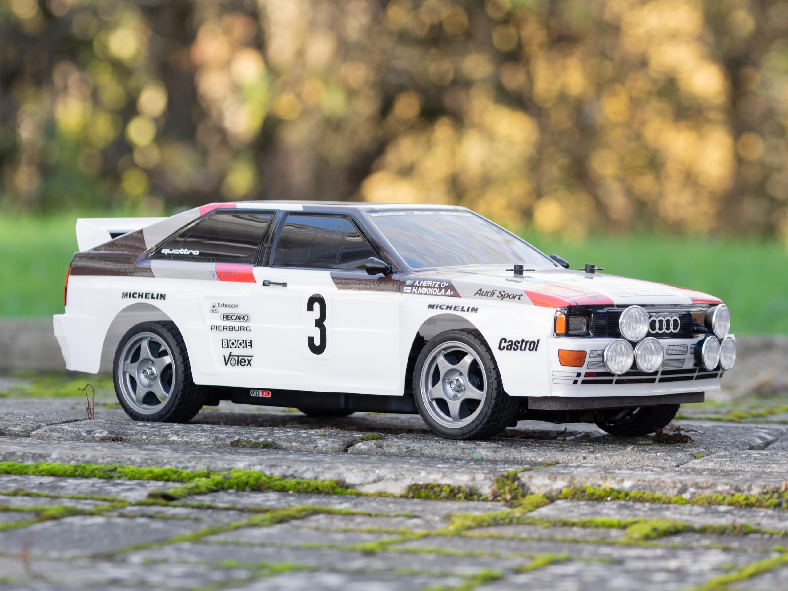 tamiya-tt-02-audi-quattro-rally-a2-rc-auto-1-10-bausatz image 4