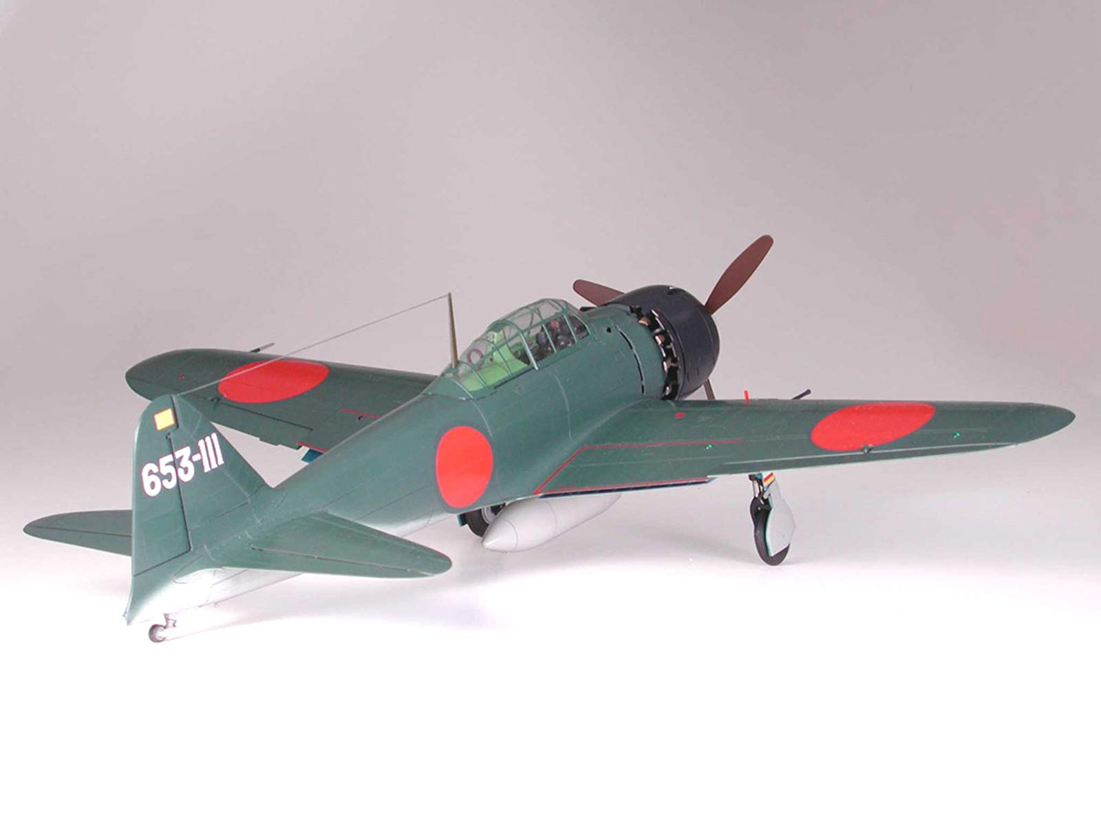 tamiya-zero-fighter-a6m5-flugzeug-bausatz-1-32-cockpit-detail image 2