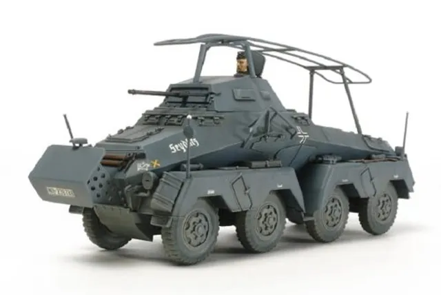 tamiya-sd-kfz-232-8-rad-panzermodellbausatz-1-48 image 1