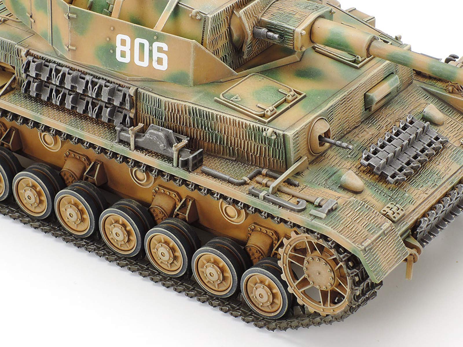 tamiya-panzer-iv-j-sdkfz-161-2-1-35-modellbausatz-beige image 4