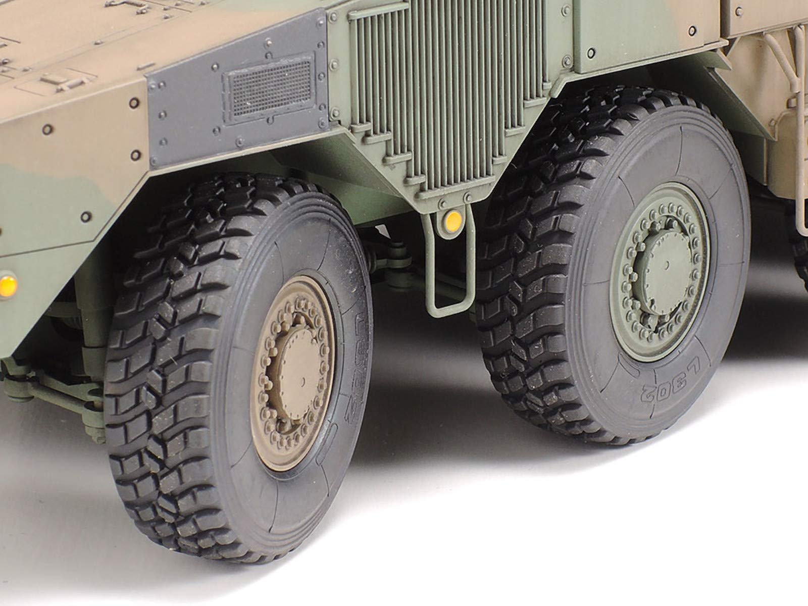 tamiya-35361-1-35-jgsdf-mcv-type-16-8x8-modellbausatz-unlackiert image 4