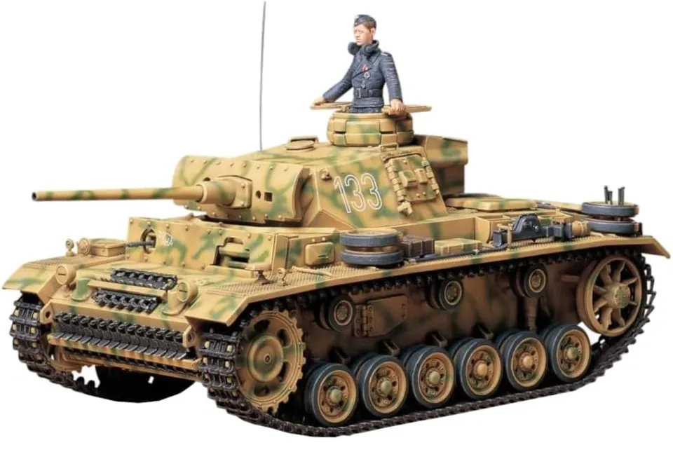 tamiya-35215-pzkpfw-iii-ausf-l-panzerbausatz-1-35-grau-gr-n image 1