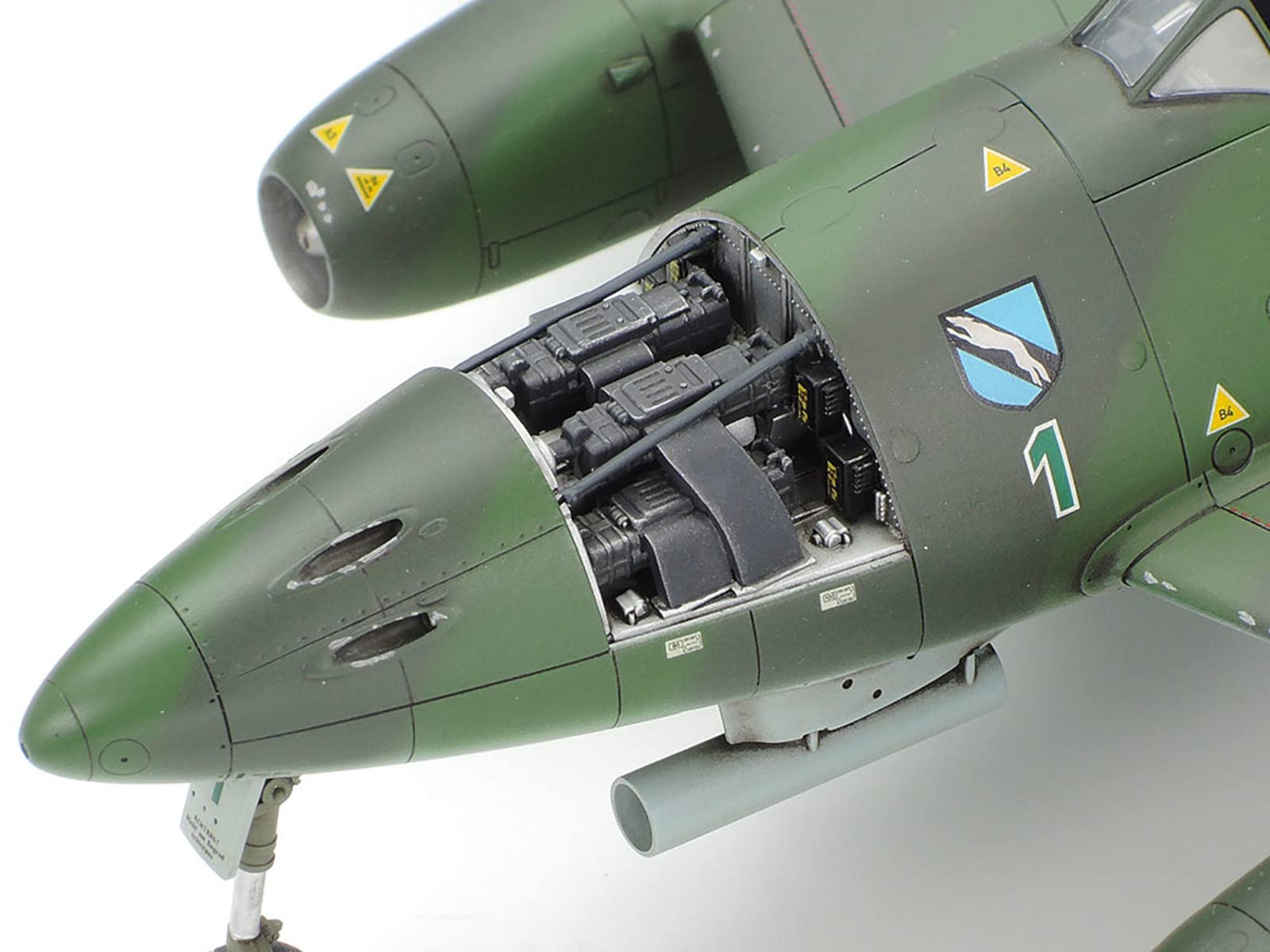 tamiya-61087-me-262-a-1a-flugzeugbausatz-1-48 image 5