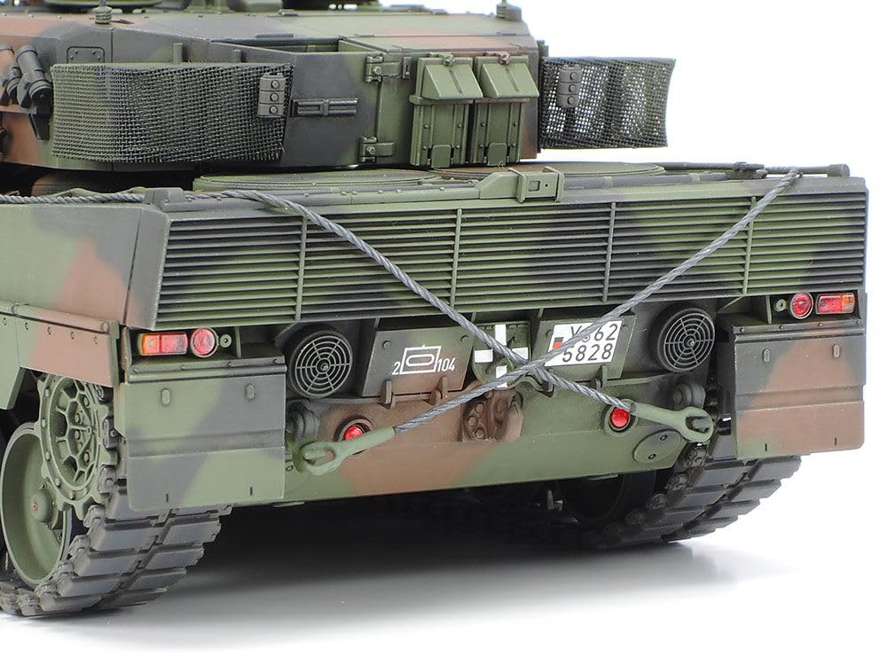 tamiya-35271-leopard-2a6-kampfpanzer-plastikbausatz-1-35 image 4