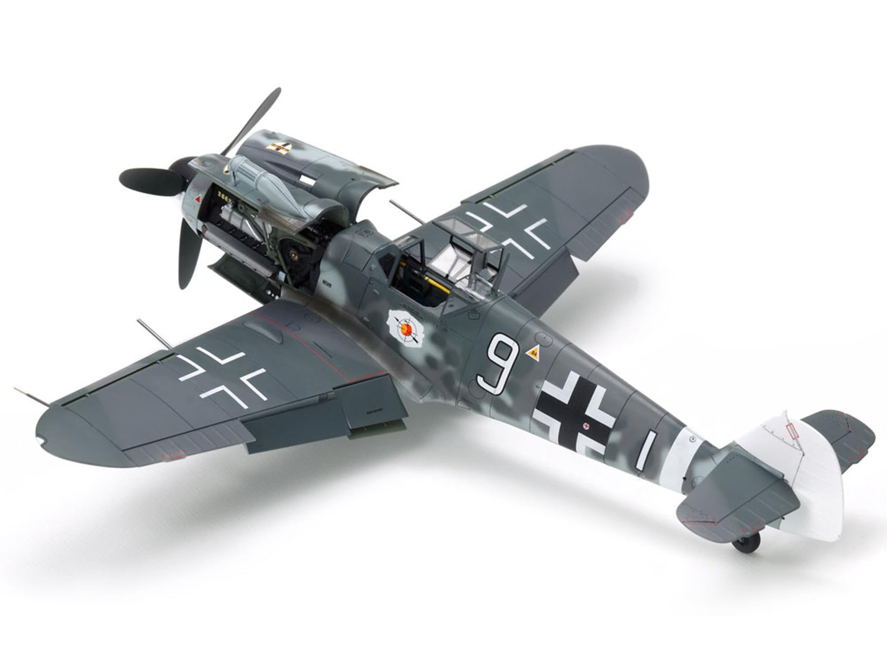 tamiya-61117-bf-109-g-6-modellbausatz-1-48-unlackiert image 4