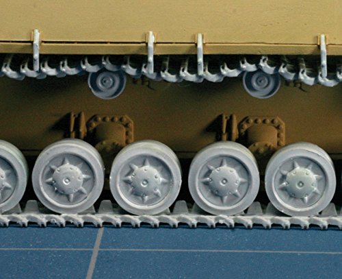 italeri-6488-sd-kfz-162-jagdpanzer-iv-ausf-f-1-35-bausatz image 5
