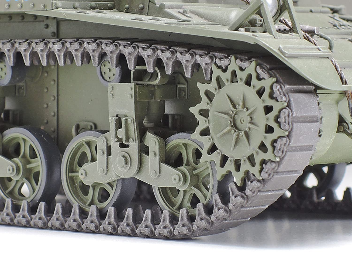 tamiya-35360-m3-stuart-sp-t-panzerbausatz-1-35 image 7