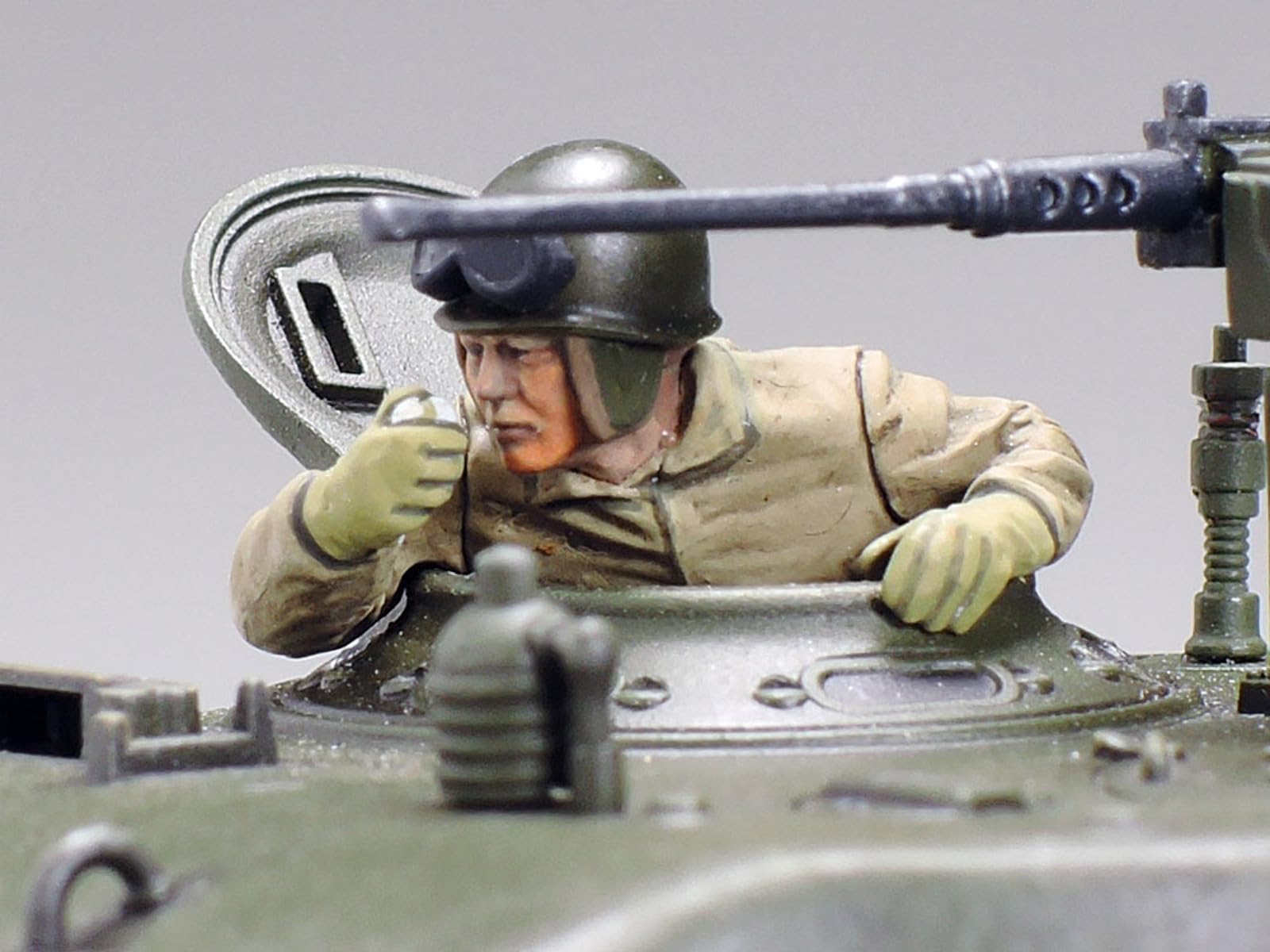 tamiya-32595-m4a3e8-sherman-easy-eight-1-48-bausatz image 6