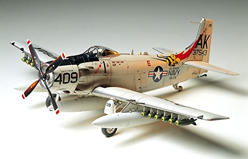 tamiya-61058-douglas-a-1h-skyraider-us-navy-1-48-bausatz image 7