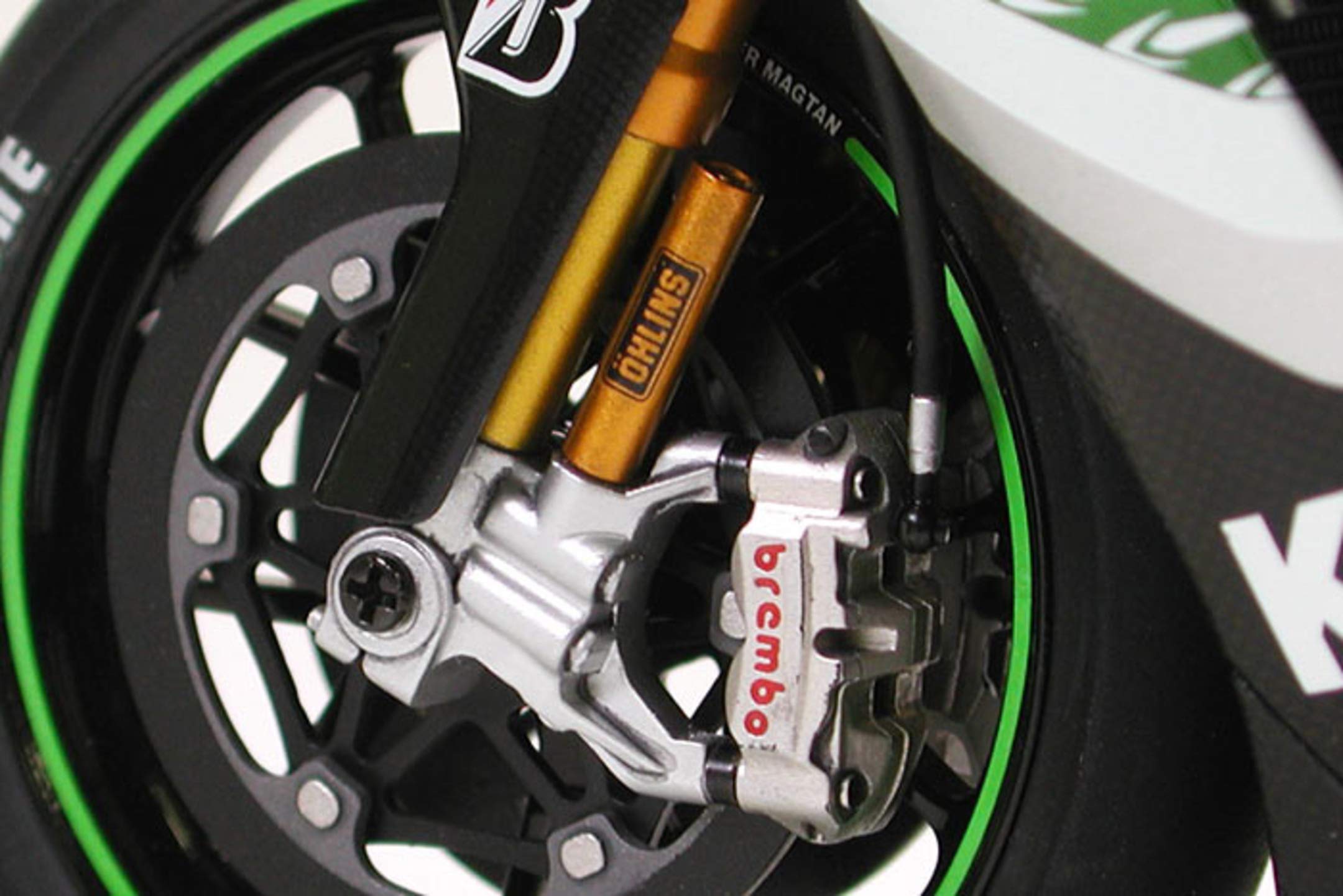 tamiya-14109-kawasaki-ninja-zx-rr-modellbausatz-gr-n image 5