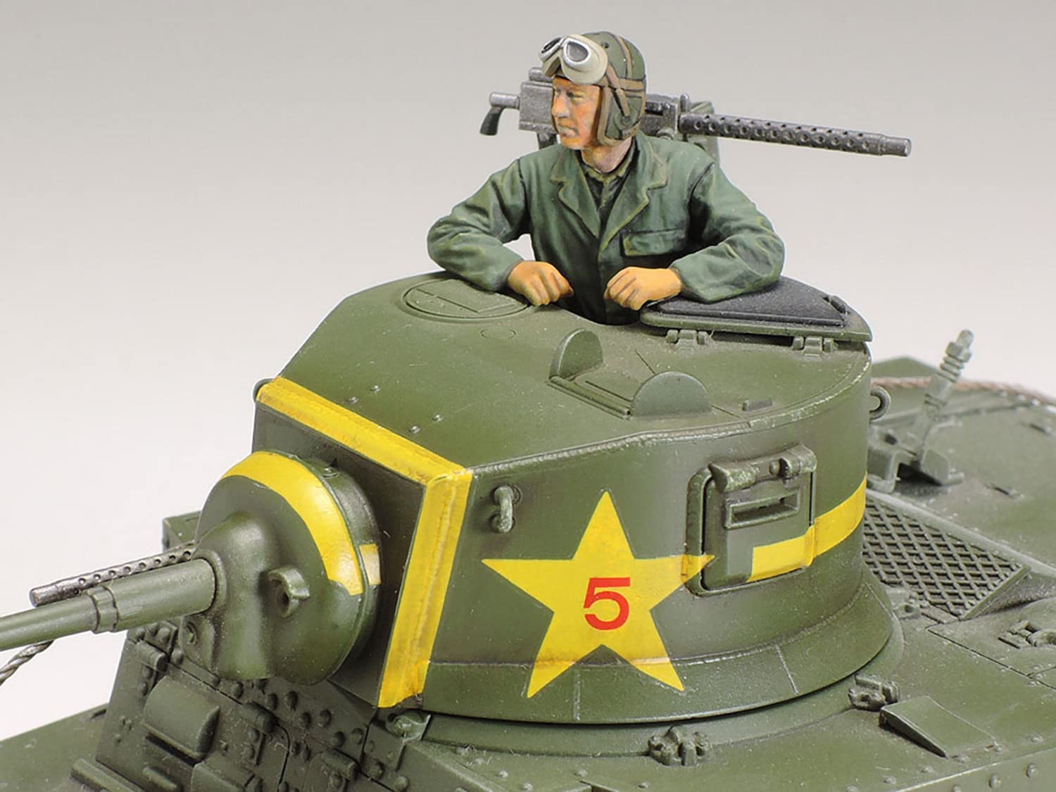 tamiya-35360-m3-stuart-sp-t-panzerbausatz-1-35 image 4