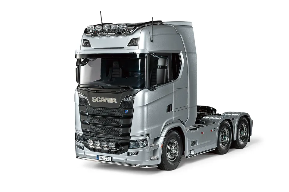 tamiya-56373-scania-770-s-6x4-truck-1-14-silber image 1