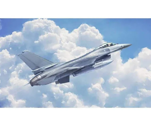 italeri-2786-flugzeug-1-48-f-16a-fighting-falcon image 1
