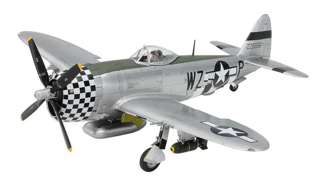 tamiya-p-47d-thunderbolt-flugzeug-modellbausatz-1-48-unlackiert image 1