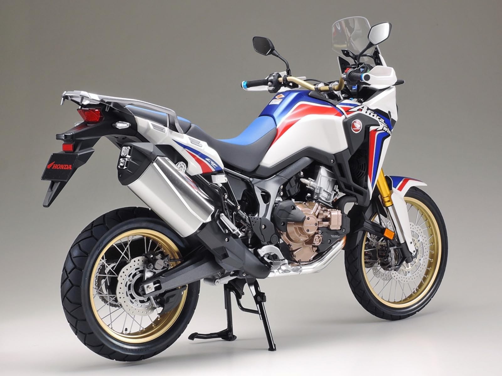 tamiya-big-scale-honda-crf-1000l-africa-twin-modellbausatz-1-6 image 3