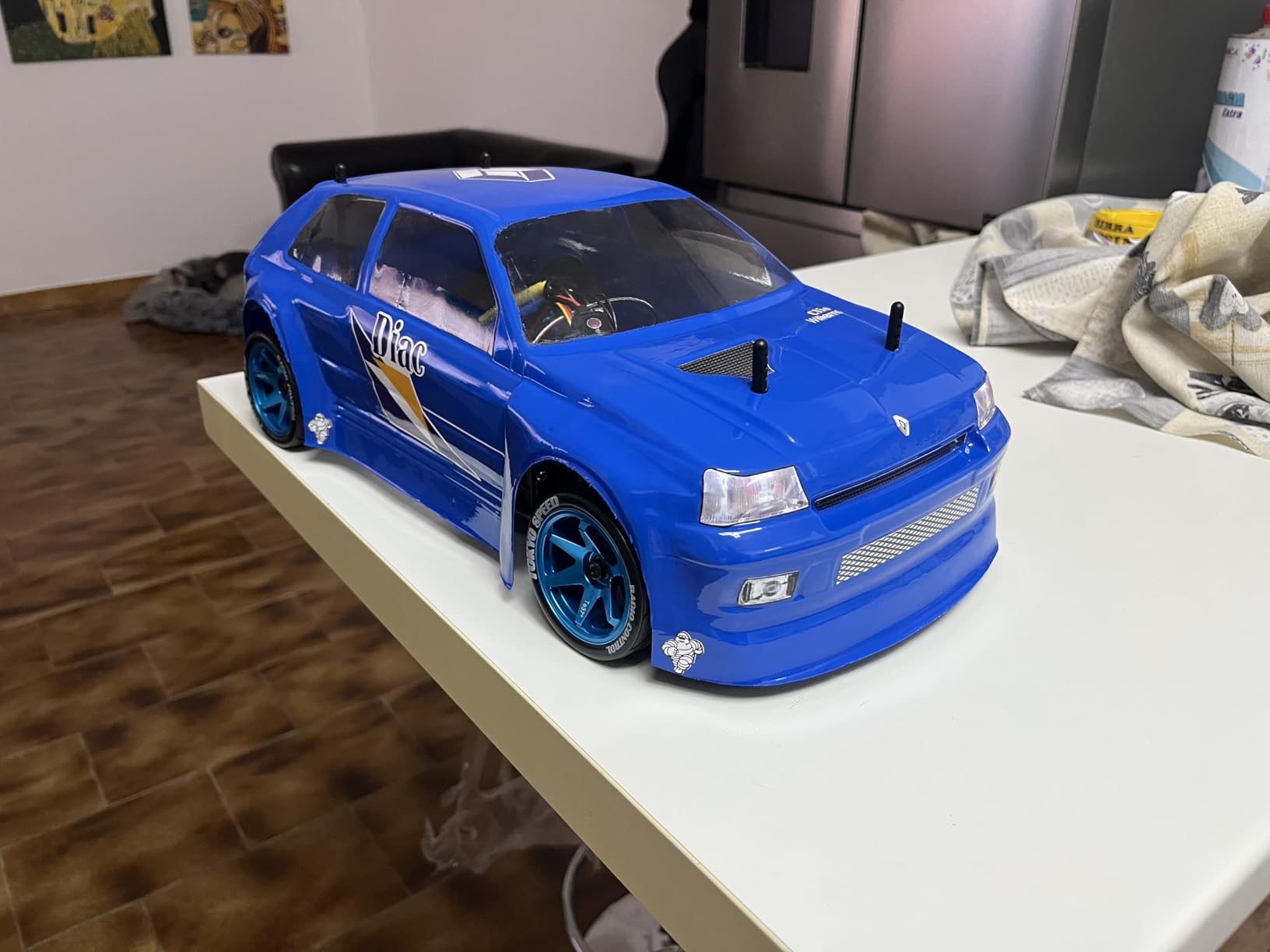 Schönes sattes Blau