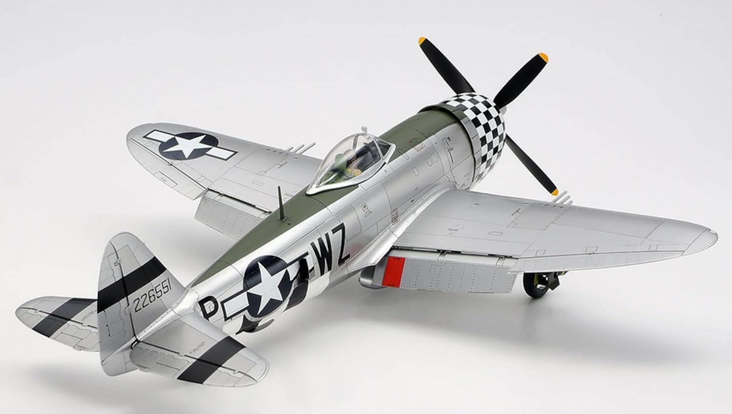 tamiya-p-47d-thunderbolt-flugzeug-modellbausatz-1-48-unlackiert image 2