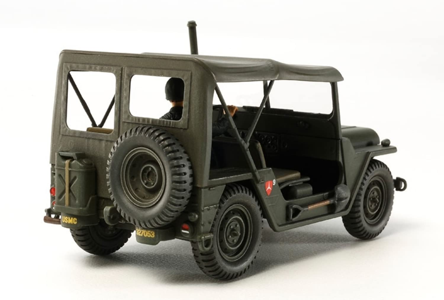 tamiya-us-m151a1-vietnam-1-35-milit-r-bausatz-35334 image 3