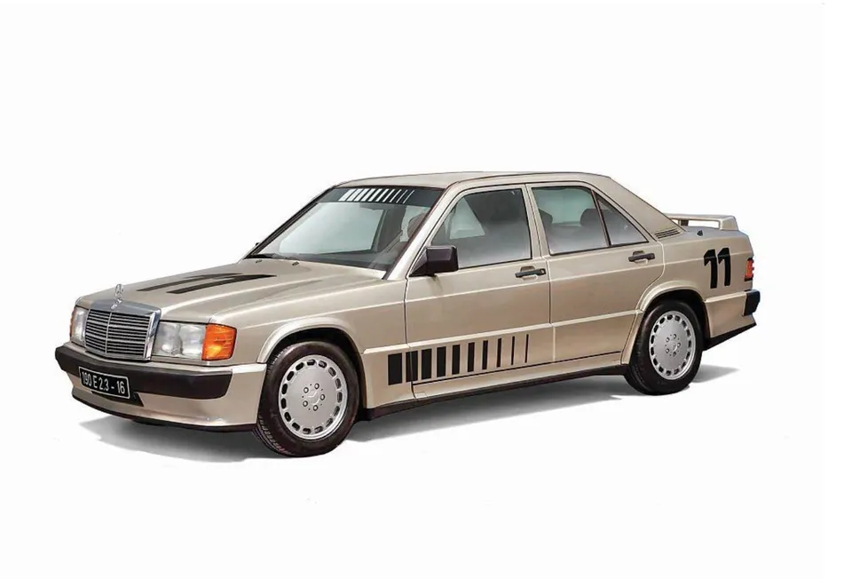 italeri-3624-mercedes-benz-190e-modellbausatz-1-24-auto image 1