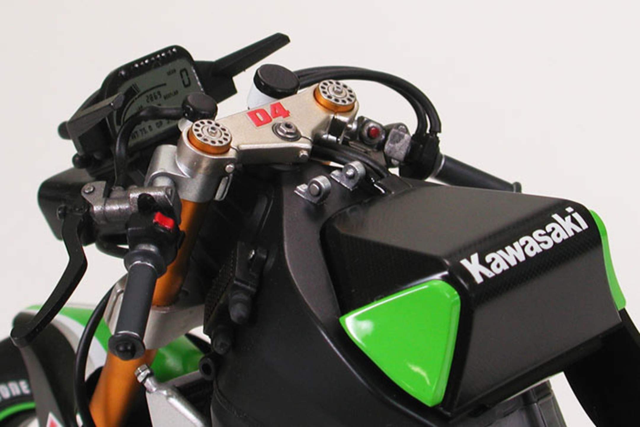tamiya-14109-kawasaki-ninja-zx-rr-modellbausatz-gr-n image 7