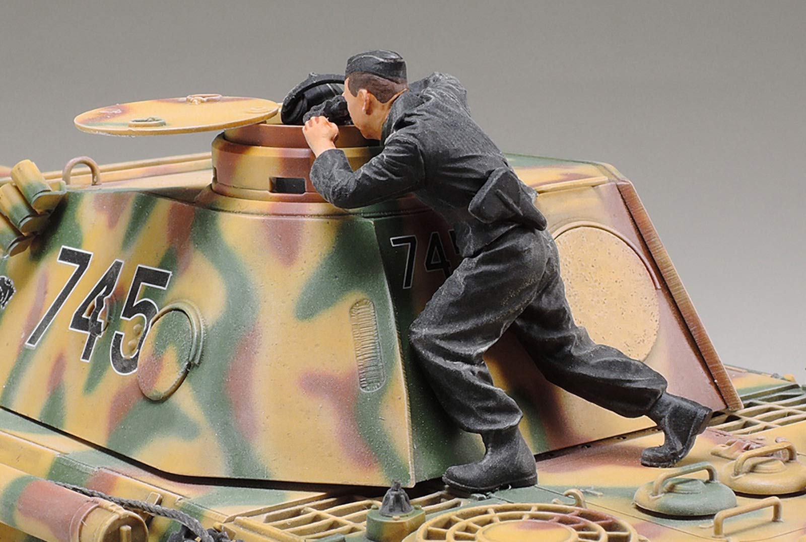 tamiya-1-35-panther-ausf-d-plastikmodellbausatz-unlackiert image 6