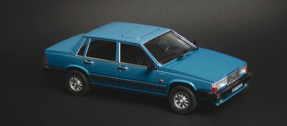 italeri-3623s-volvo-760-gle-plastikbausatz-1-24-blau image 5