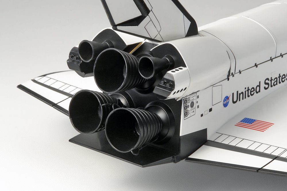 tamiya-60402-space-shuttle-atlantis-1-100-standmodell-silber image 5