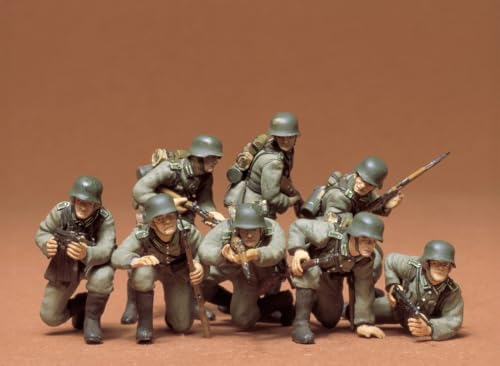 tamiya-35061-panzergrenadiere-figurenbausatz-1-35-8-figuren image 4