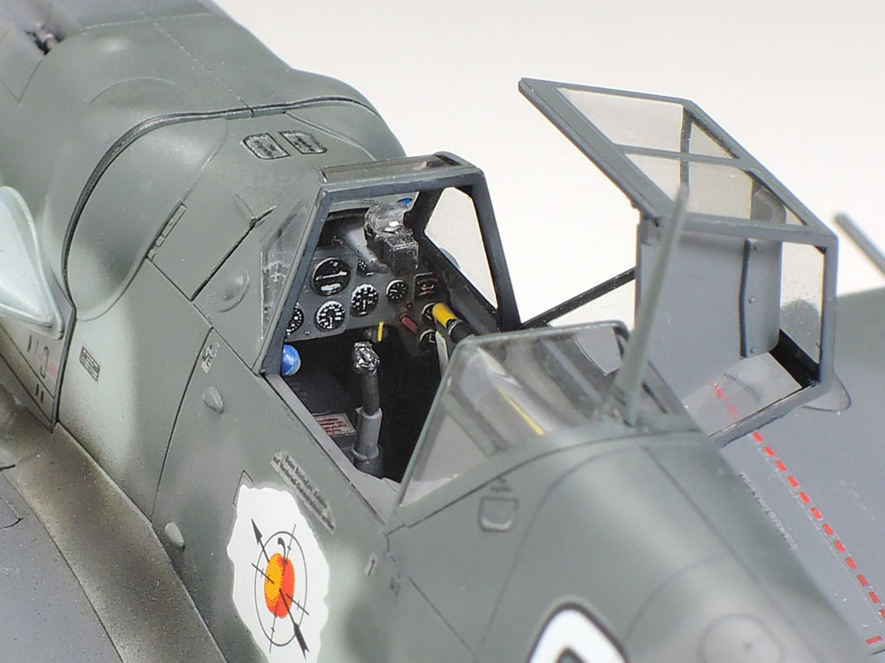 tamiya-61117-bf-109-g-6-modellbausatz-1-48-unlackiert image 7