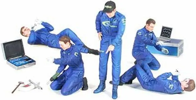 tamiya-rally-mechaniker-figuren-set-1-24-5-figuren image 1