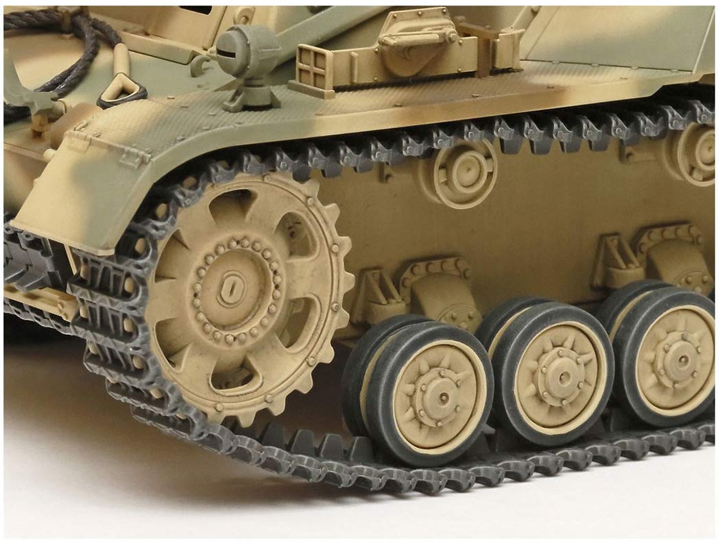 tamiya-35367-hummel-panzer-haubitze-plastikbausatz-1-35 image 6